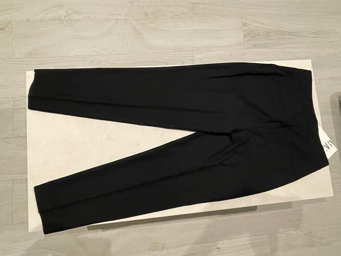 PANTALÓN NEGRO RECTO. - Image 4