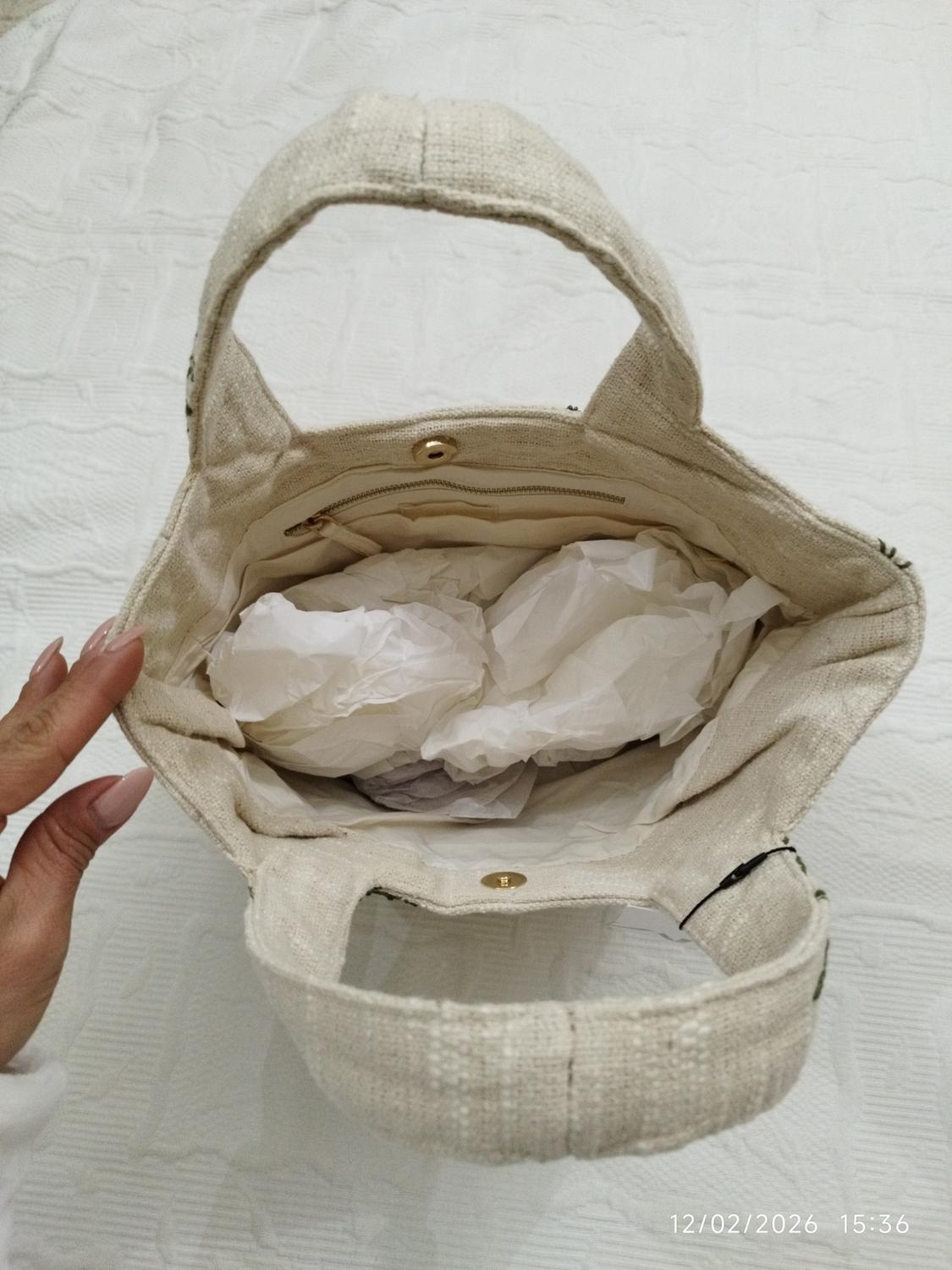 EMBROIDERED FABRIC TOTE BAG - Image 4