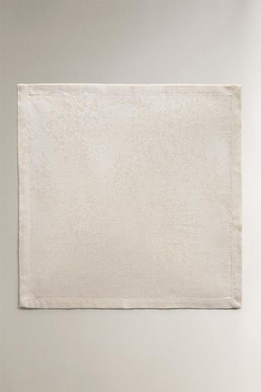 LOT DE SERVIETTES DE TABLE EN COTON À MOTIF FLEURI ENCADRÉ NOËL (LOT DE 2) - Or de Zara - Image 1