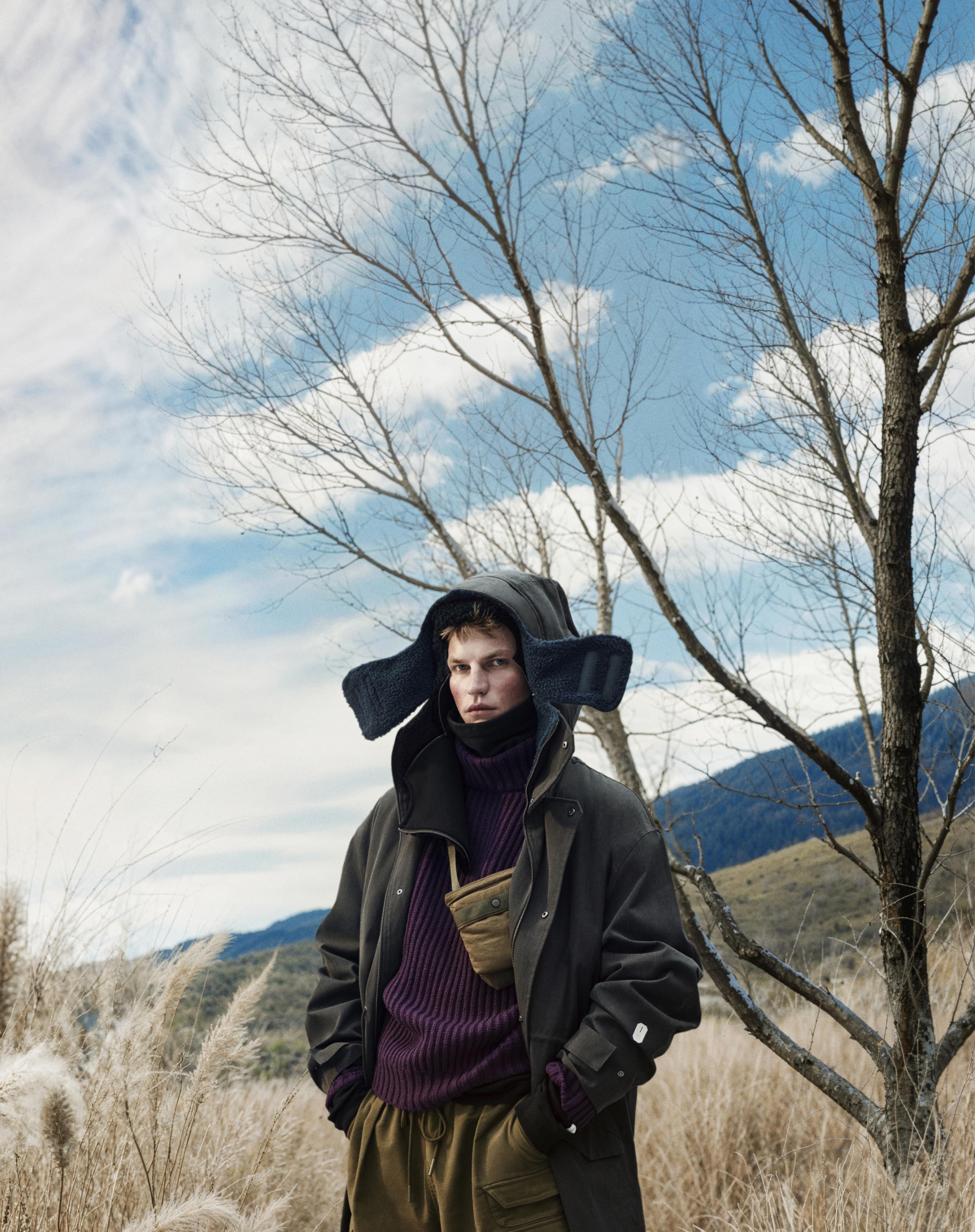 完売品ZARA ナイロン限定版スニーカー42サイズ(JP27cm)新品タグ付 完売品ZARA ナイロン限定版スニーカー42サイズ(JP27cm)新品タグ