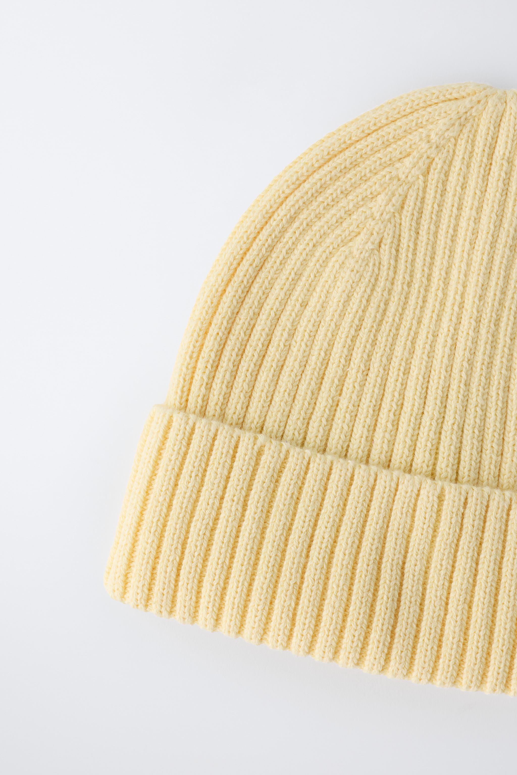 BONNET EN MAILLE BASIQUE