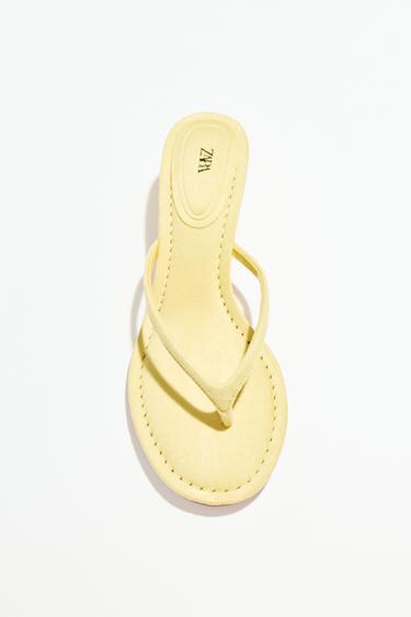 Zara KITTEN SOFT EFFECT SANDAL - Yellow