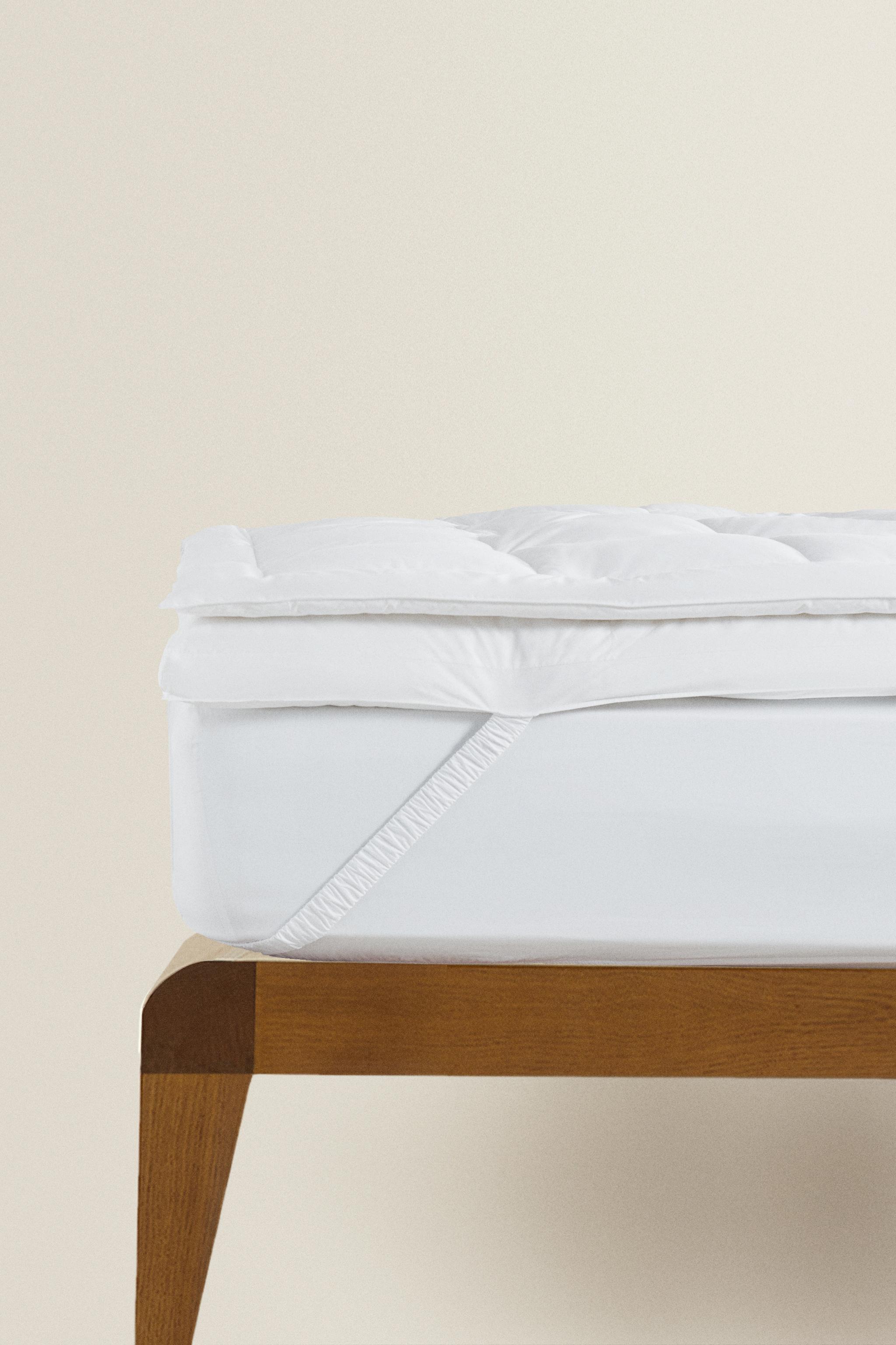 Zara DOWN MATTRESS TOPPER