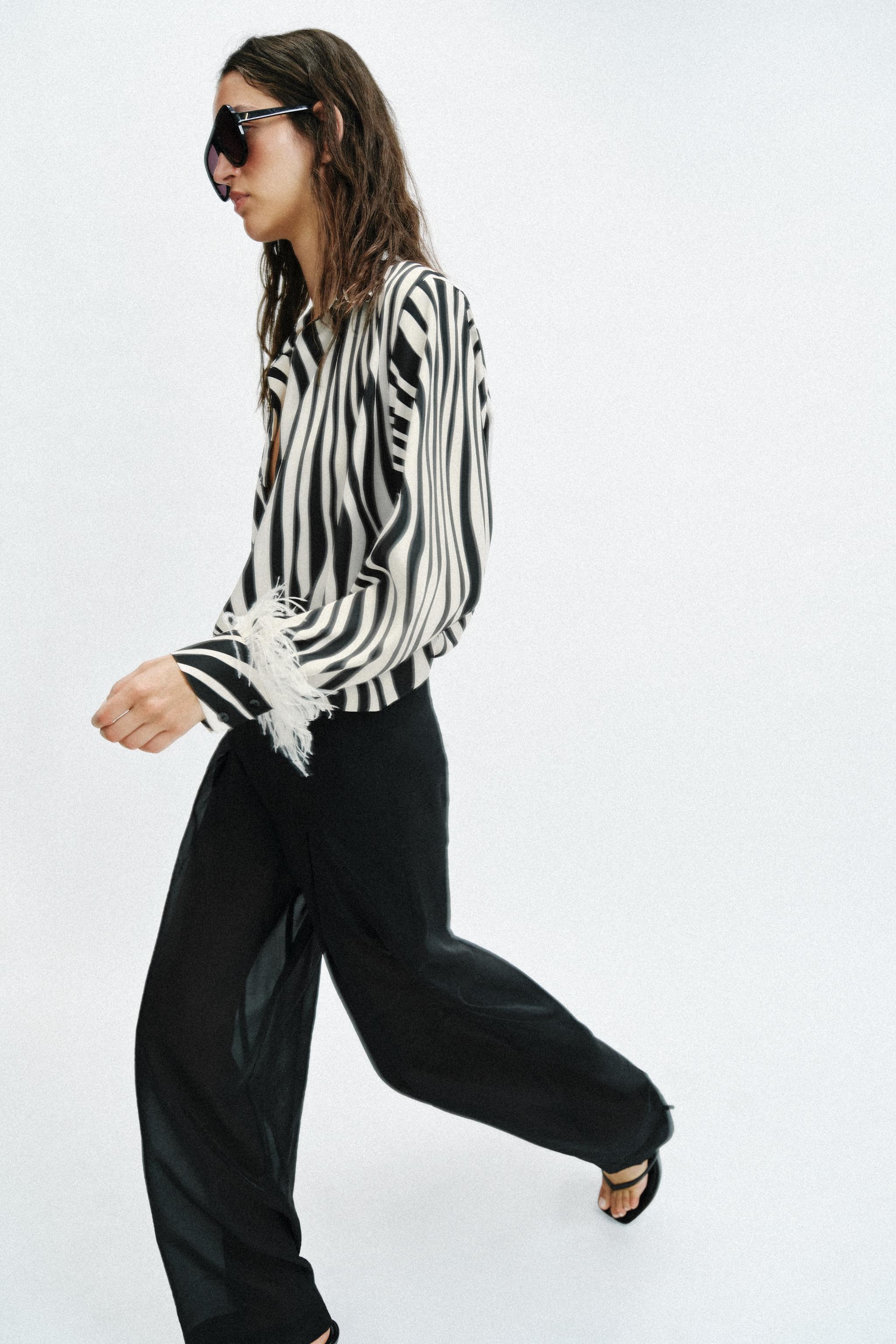 FEATHER ANIMAL PRINT SHIRT