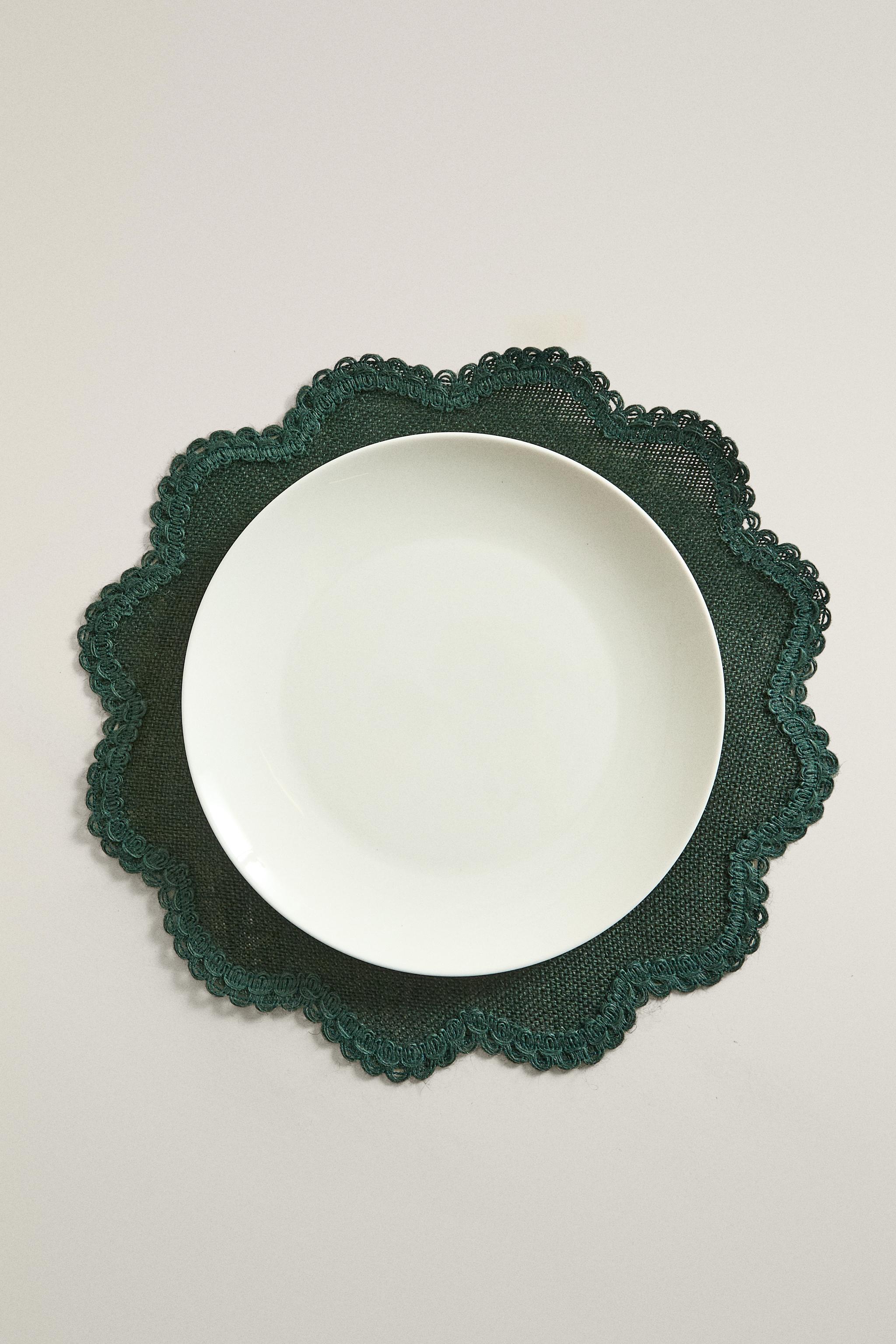 CHRISTMAS JUTE CROCHET PLACEMAT
