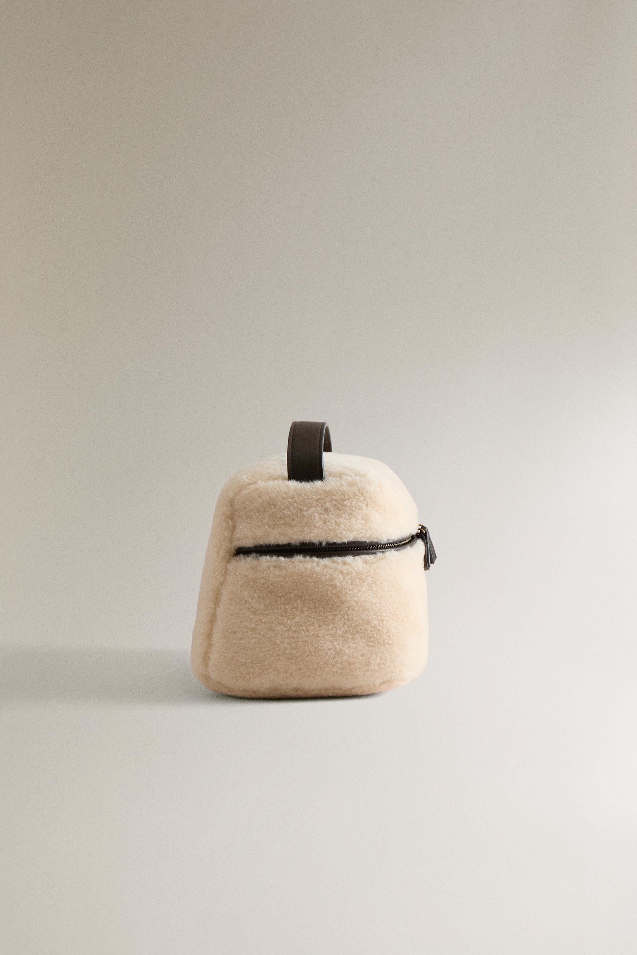 TROUSSE DE TOILETTE EFFET MOUTON