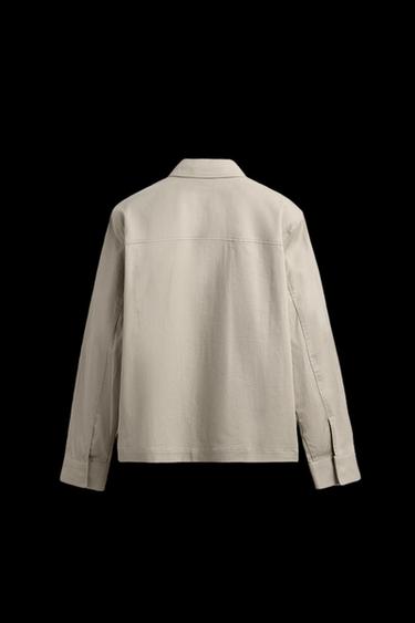 REGULAR FIT OVERSHIRT MIT TASCHEN - Beige von Zara