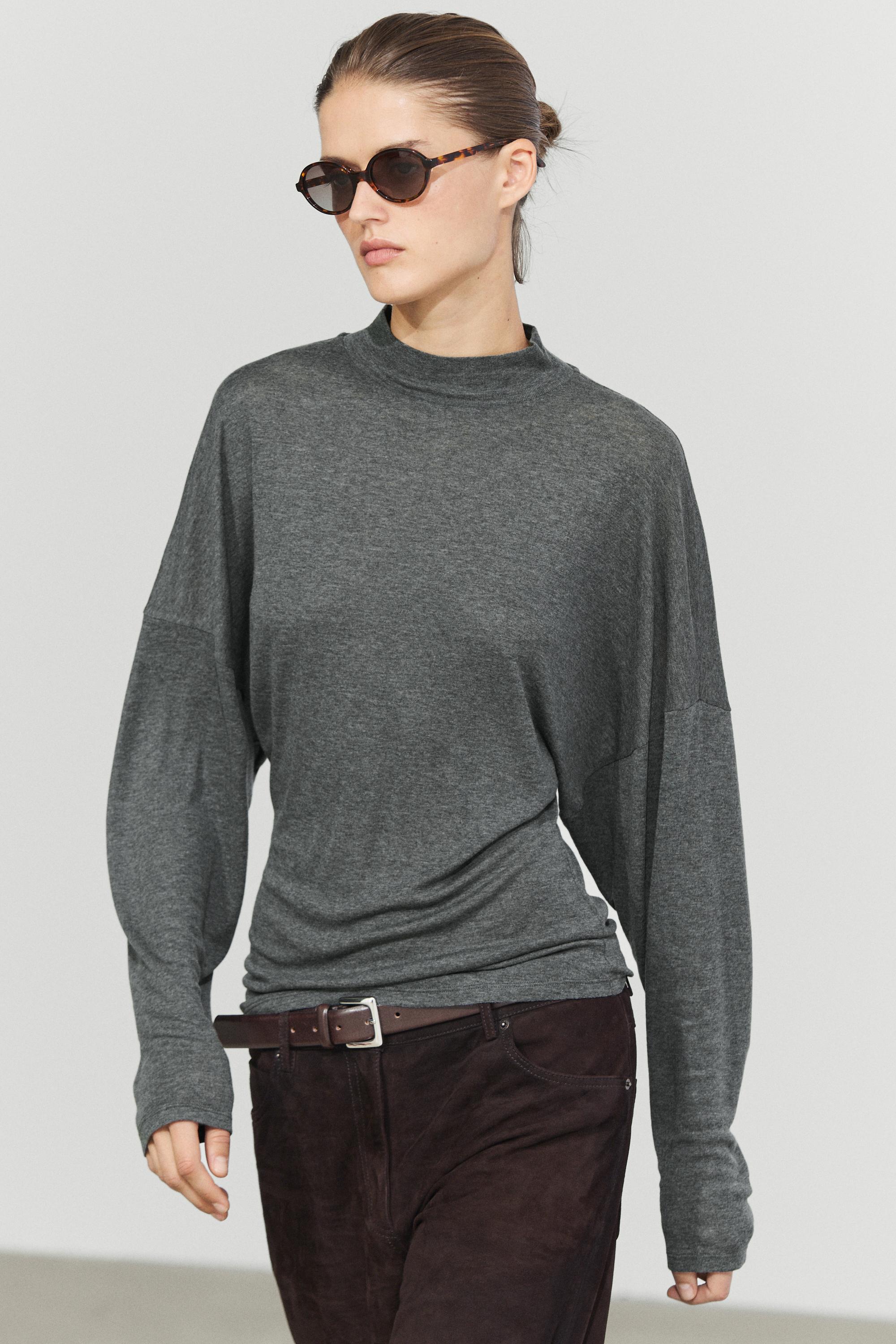 T-shirt en maille à col cheminée