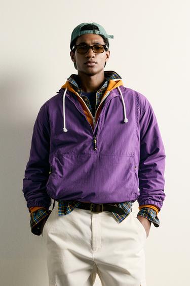 CHAQUETA CANGURO TÉCNICA - Morado de Zara