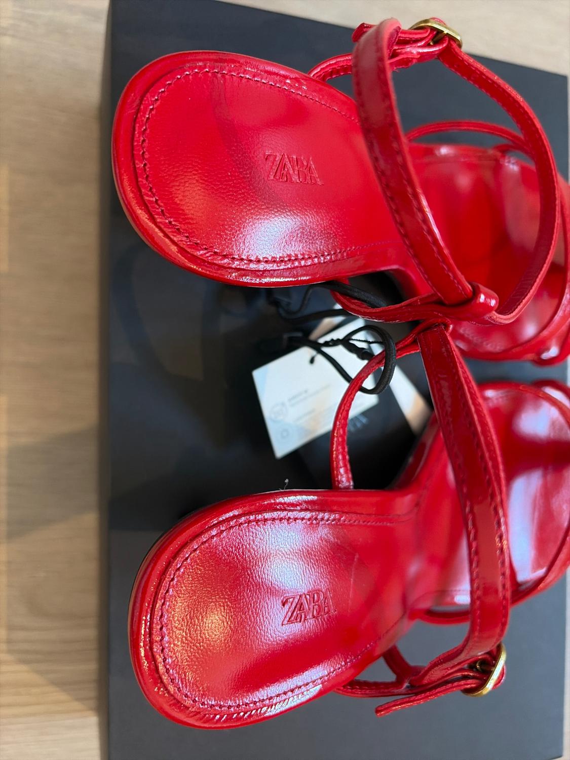 ΔΕΡΜΑΤΙΝΟ ΠΕΔΙΛΟ ΜΕ ΛΟΥΡΙΑ LIMITED EDITION - Image 6