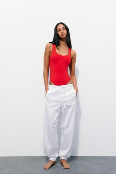 БОДИ ОБЛЕГАЮЩЕГО КРОЯ ИЗ ПОЛИАМИДА — КРАСНЫЙ от Zara — изображение 0