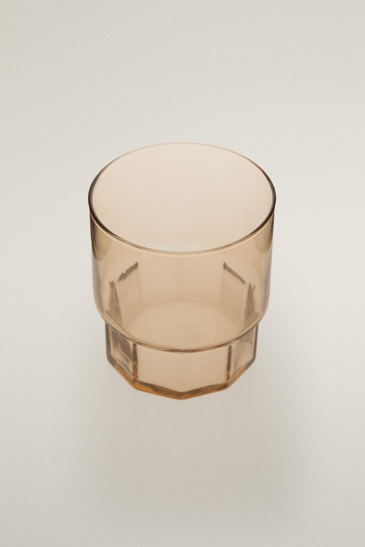 FACETED-BASE GLASS TUMBLER — Burgundy