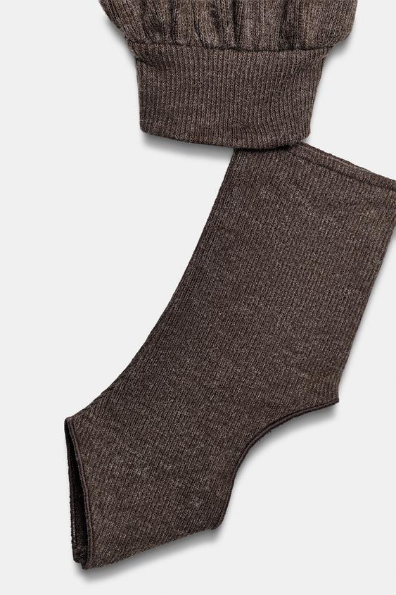 PANTALON SOFT DÉTAIL CHAUSSETTE - Chocolat de Zara - Image 7