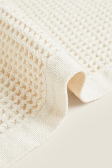 WAFFLE-KNIT COTTON BATH TOWEL - Light beige by Zara - Image 3