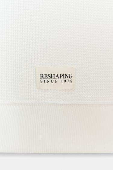 WAFFLE T-SHIRT WITH LABEL - Oyster-white de Zara - Image 7