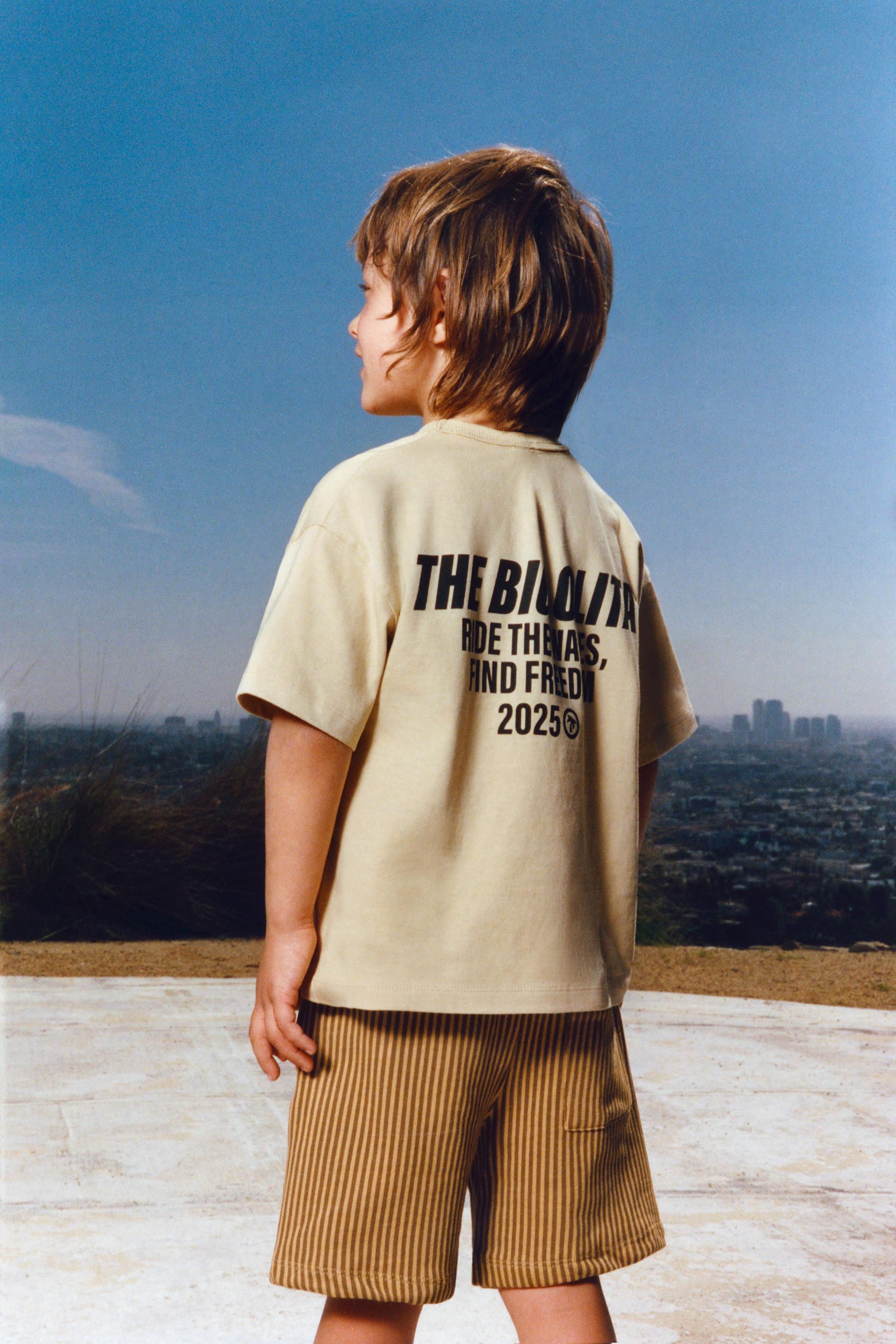 LOGO PRINT T-SHIRT - Gold | ZARA United States