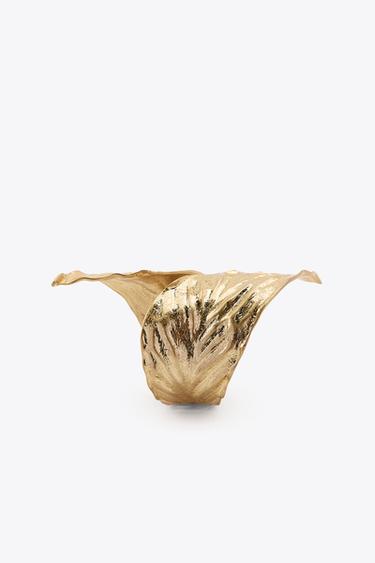 {navn} - {farge} for Zara