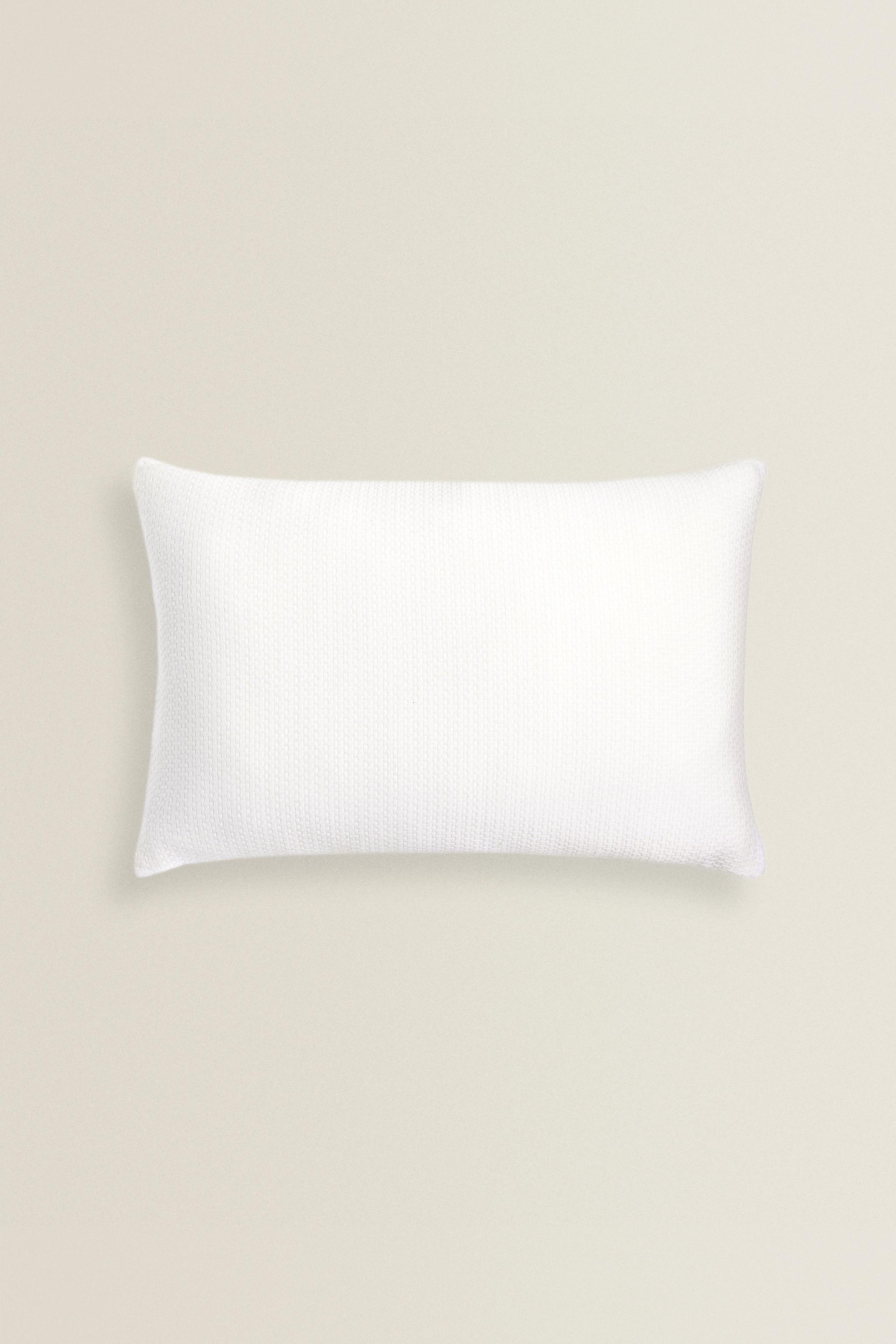 MEMORY FOAM FLAKES PILLOW