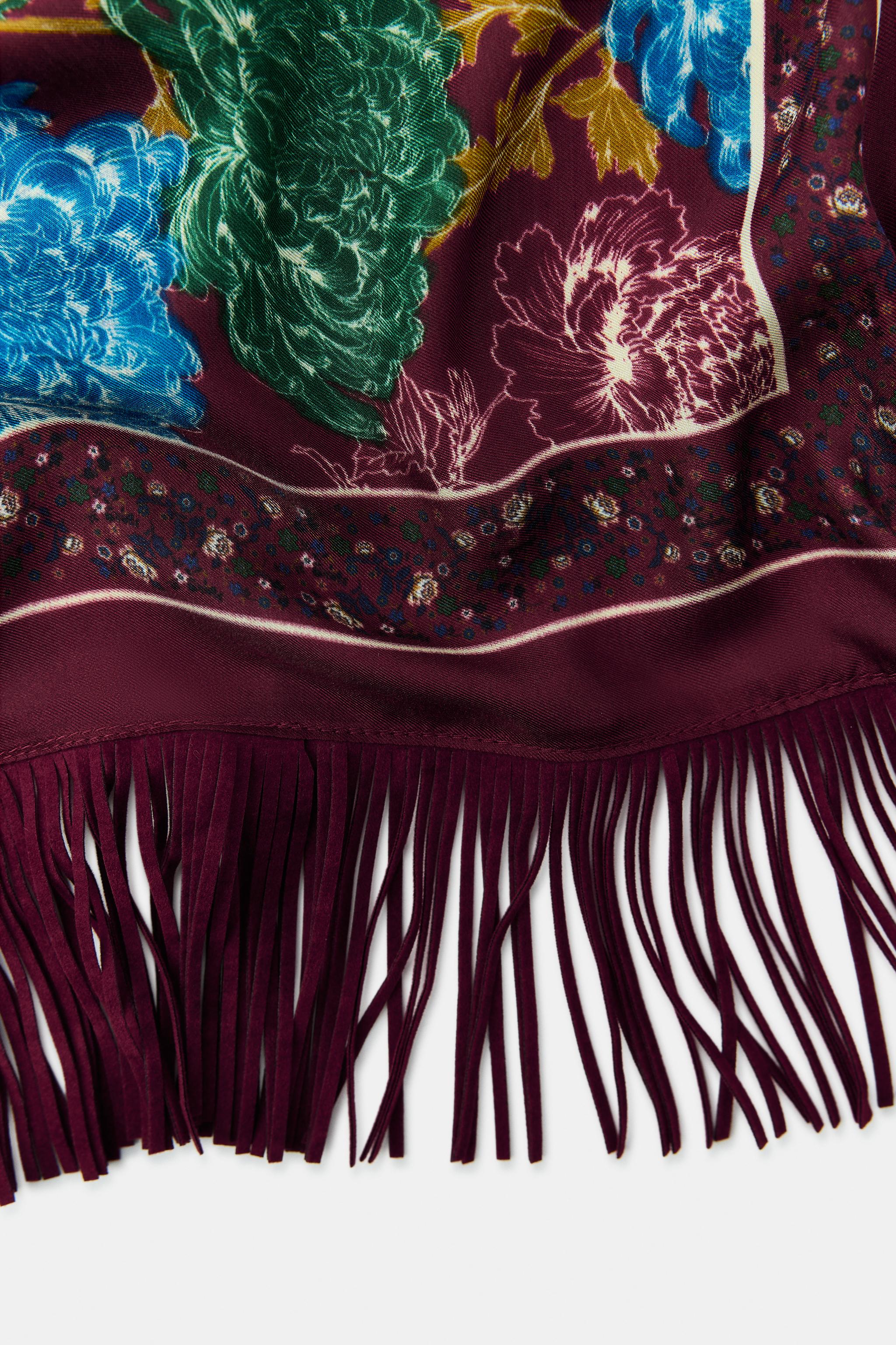 FOULARD IMPRIMÉ AVEC SOIE