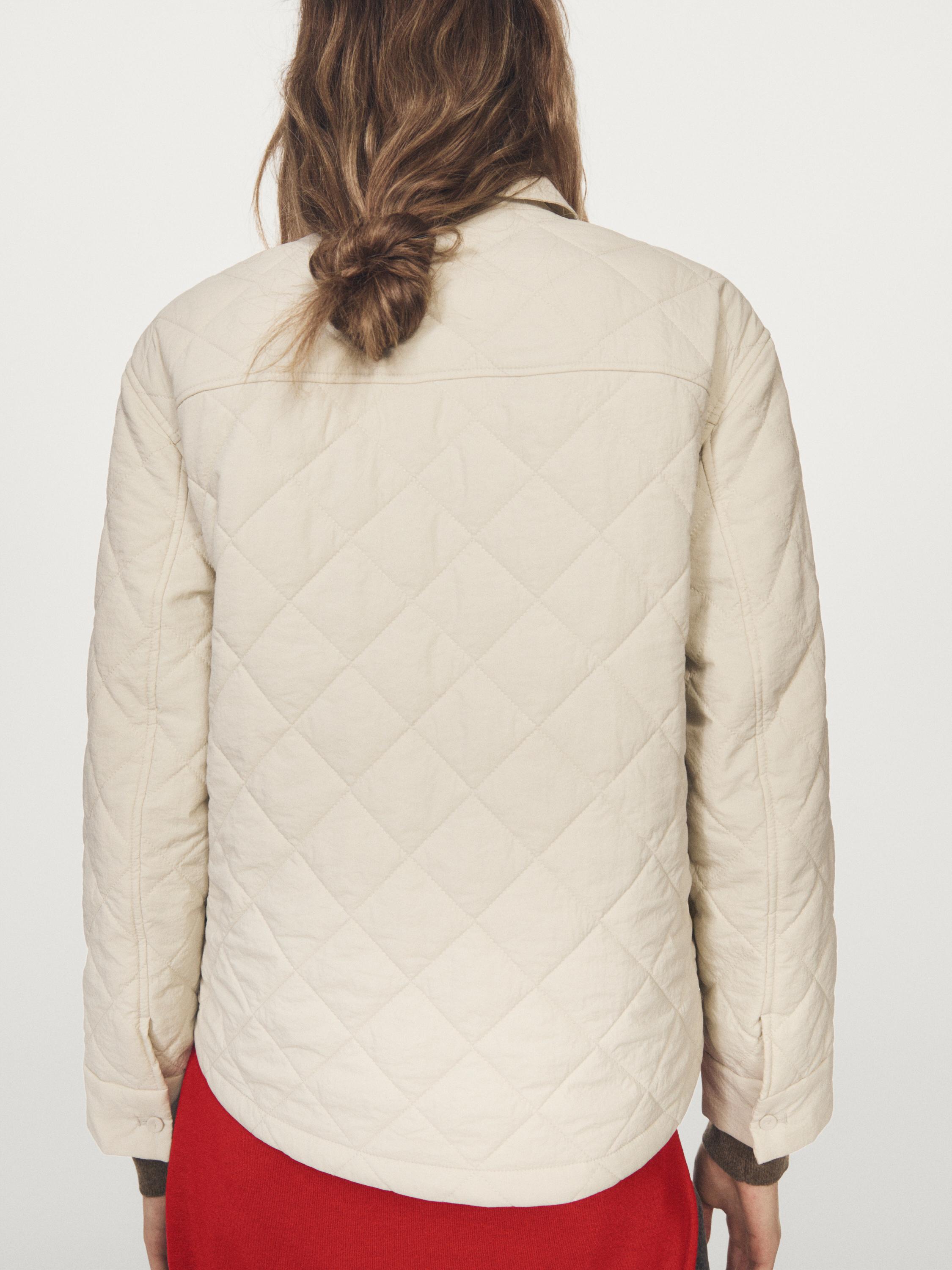 Short quilted jacket with shirt collar