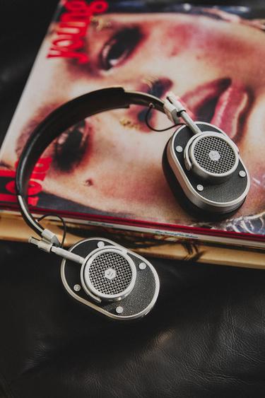 MASTER & DYNAMIC MH40 WIRELESS HEADPHONES - Black by Zara - Image 4