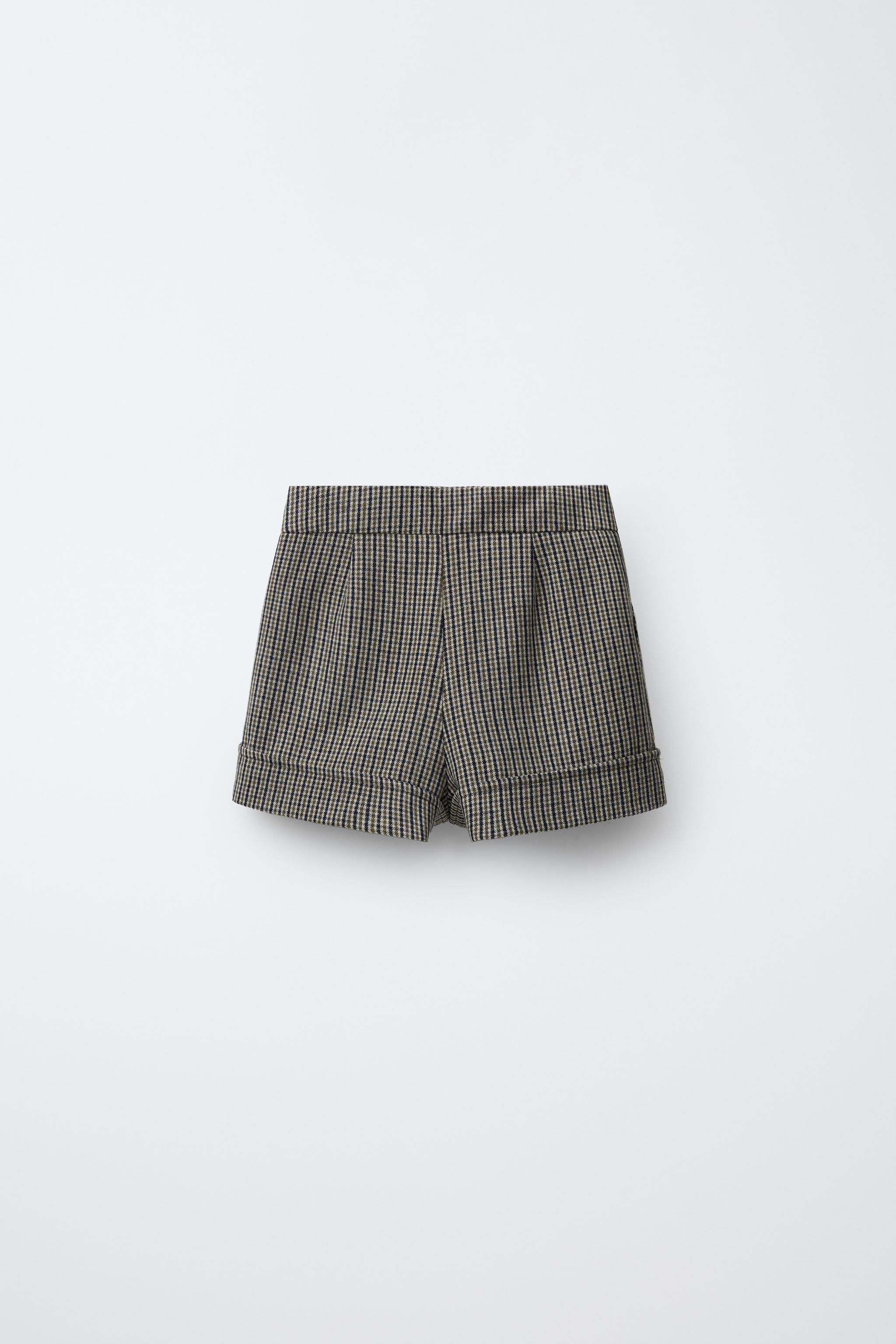 SHORT IMPRIMÉ À CARREAUX