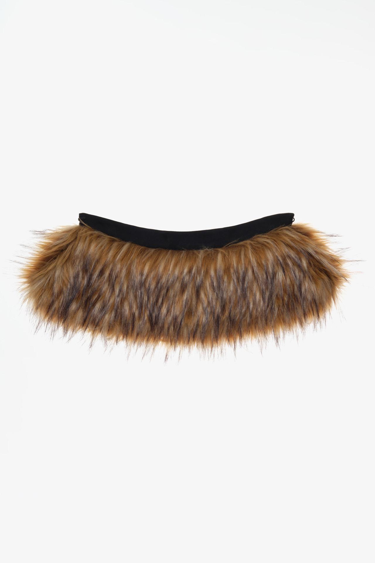LIMITED EDITION FAUX FUR COLLAR WITH JEWEL EMBROIDERY — Coral red