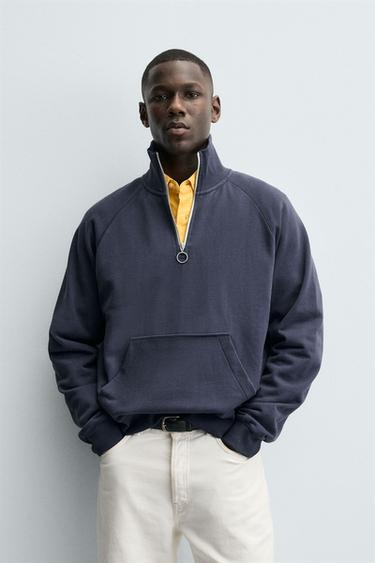 سويت شيرت بياقة وسحاب - أزرق الخاص بـ Zara