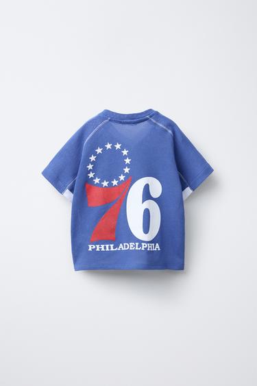 T-SHIRT IMPRIMÉ 76EARS NBA - Bleu de Zara - Image 1