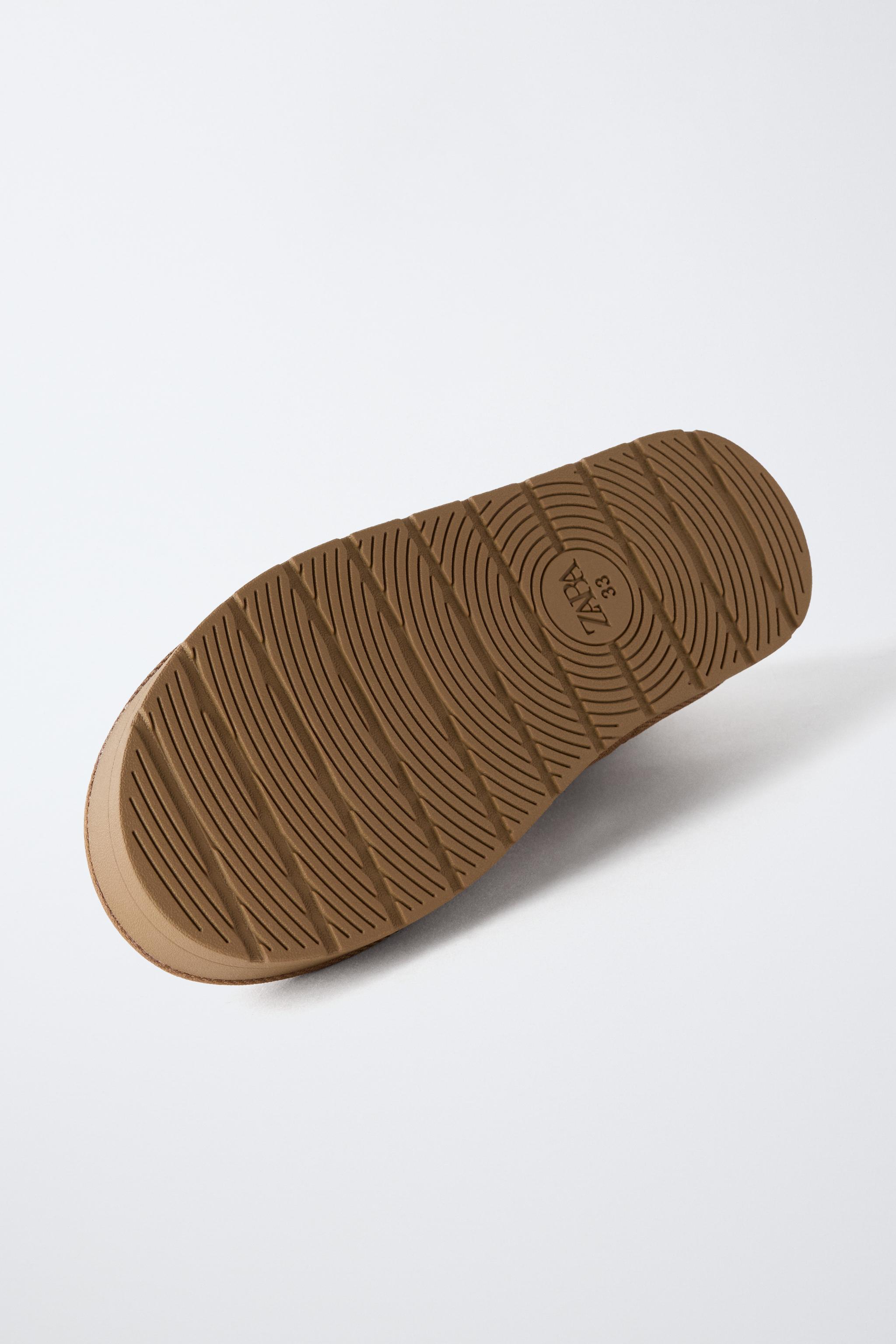 BOTTINES BRODÉES À PLATEFORME DOUBLÉES