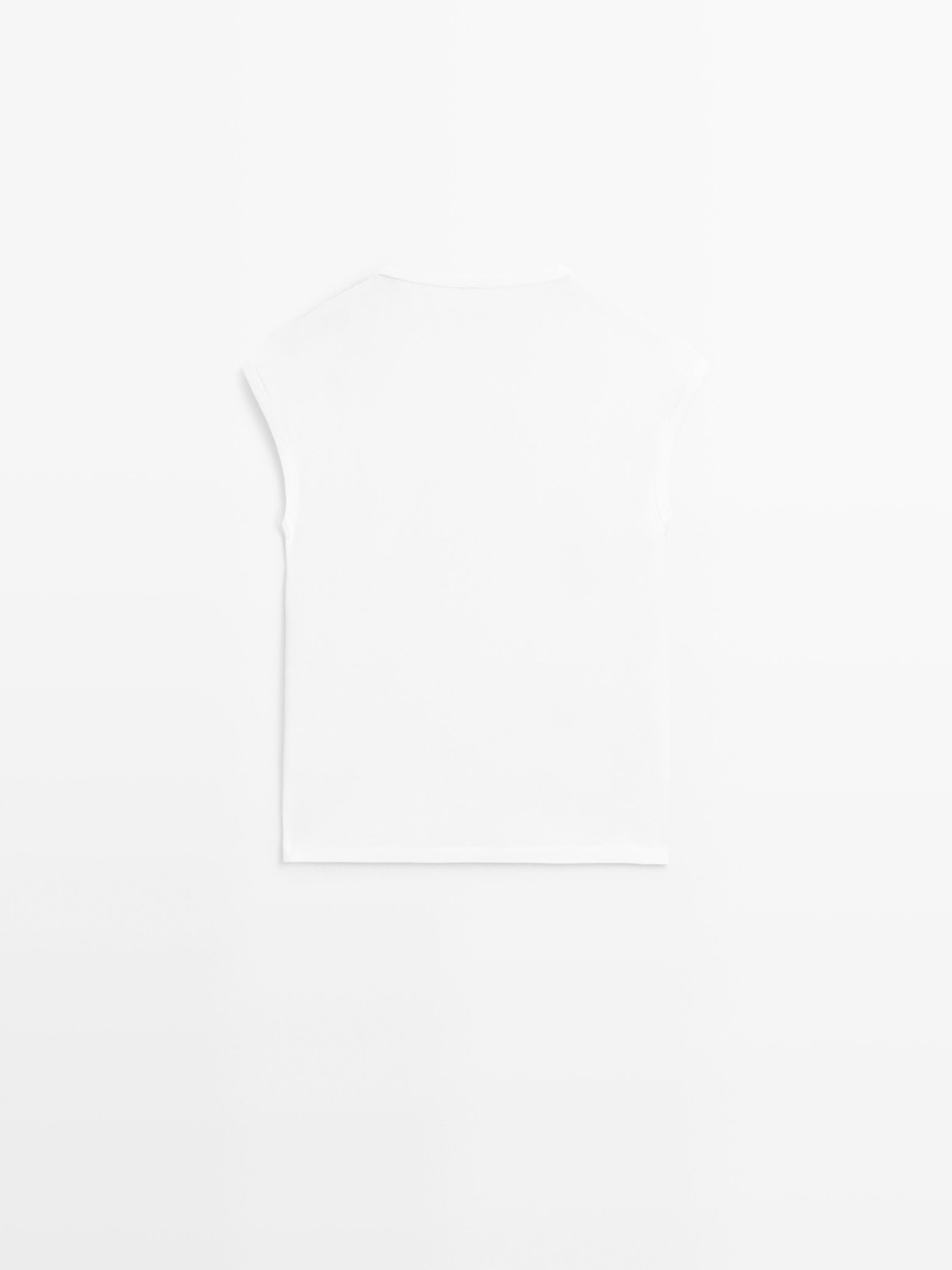Sleeveless 100% cotton T-shirt