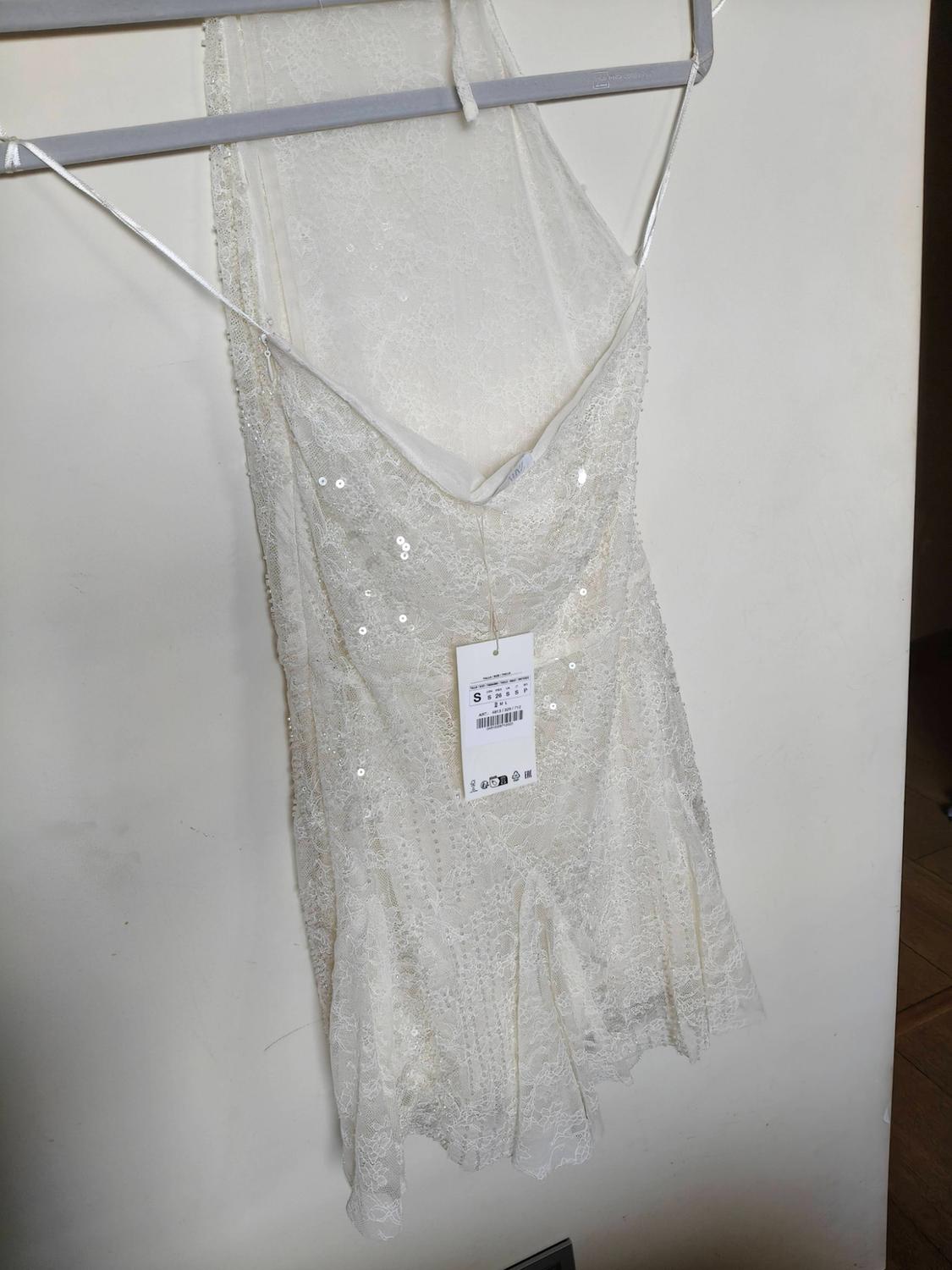 EMBROIDERED LACE HALTER DRESS - Image 7