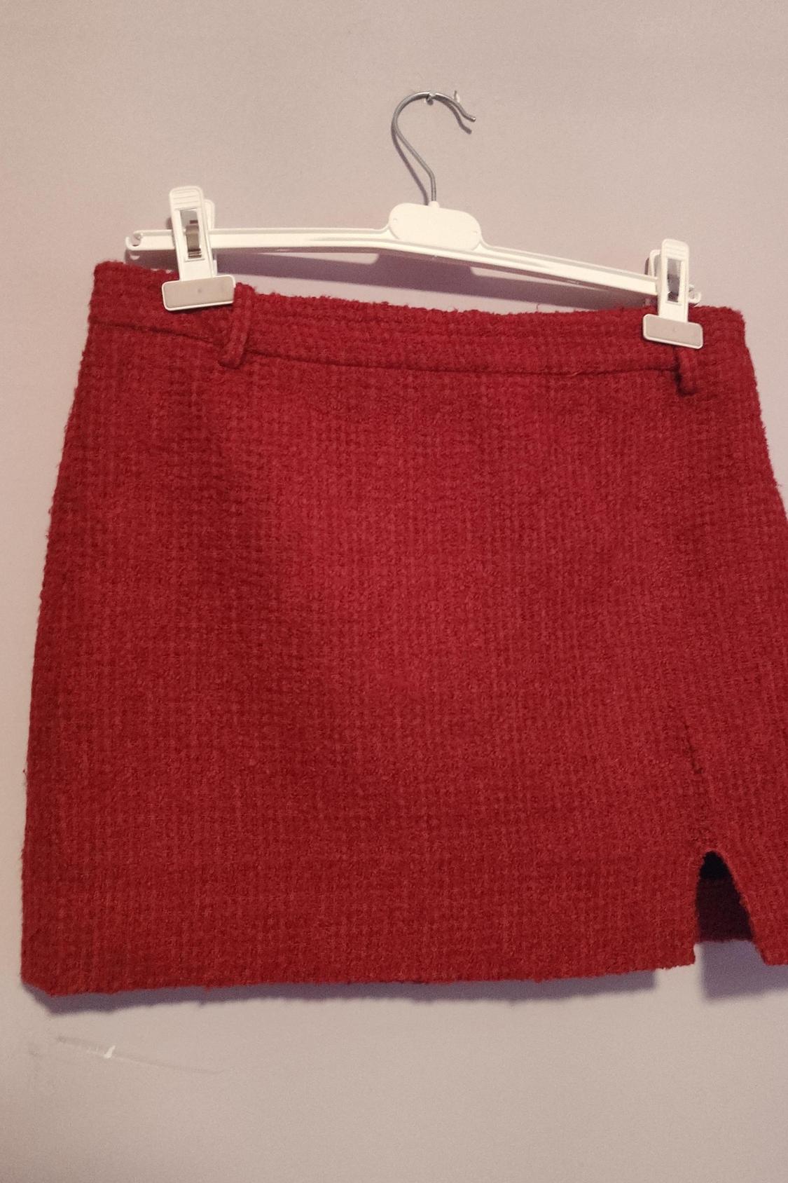 TEXTURED SKIRT WITH VENT