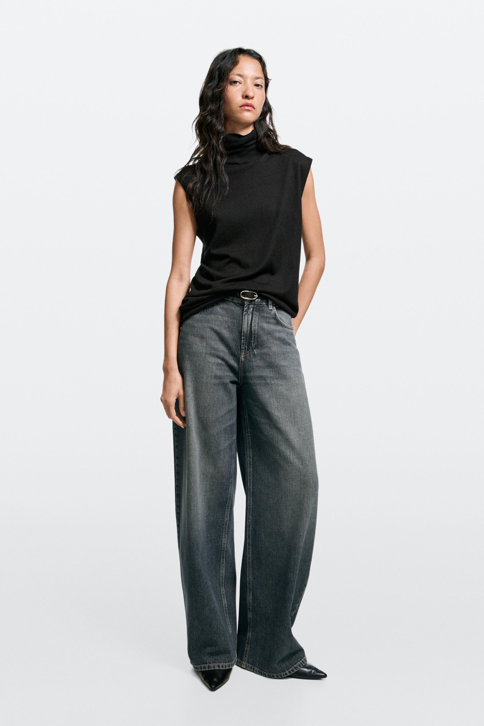 High-waist relaxed barrel fit jeans