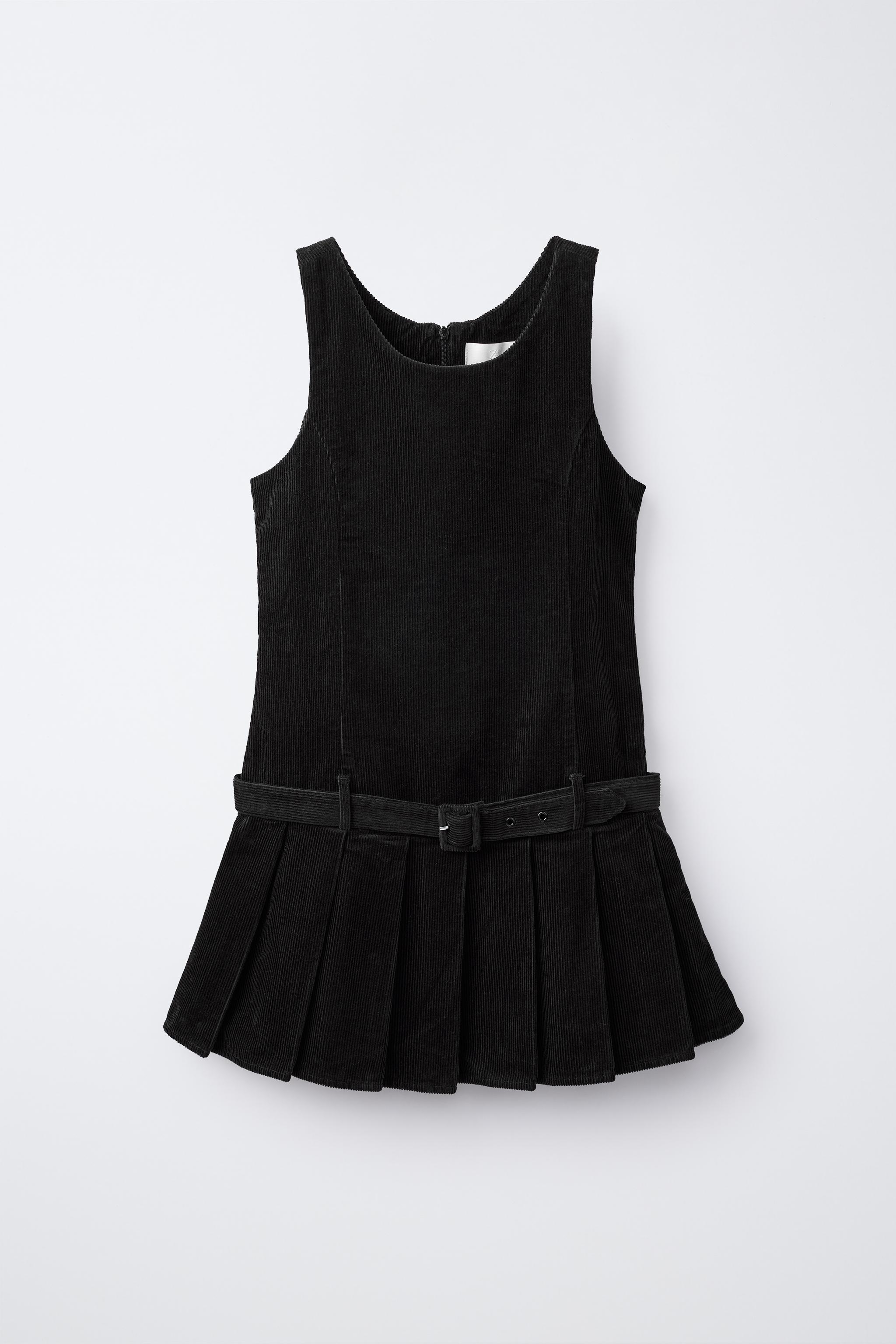 ROBE-SALOPETTE EN VELOURS CÔTELÉ À CEINTURE