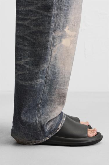 CHUNKY POOL SLIDERS - Black by Zara - Image 0