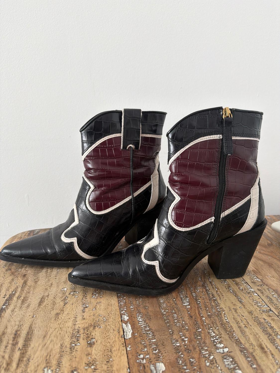 LEATHER HEELED COWBOY ANKLE BOOTS - Image 3