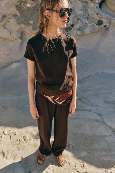 تيشرت قطني ريفي - شوكولاتة الخاص بـ Zara