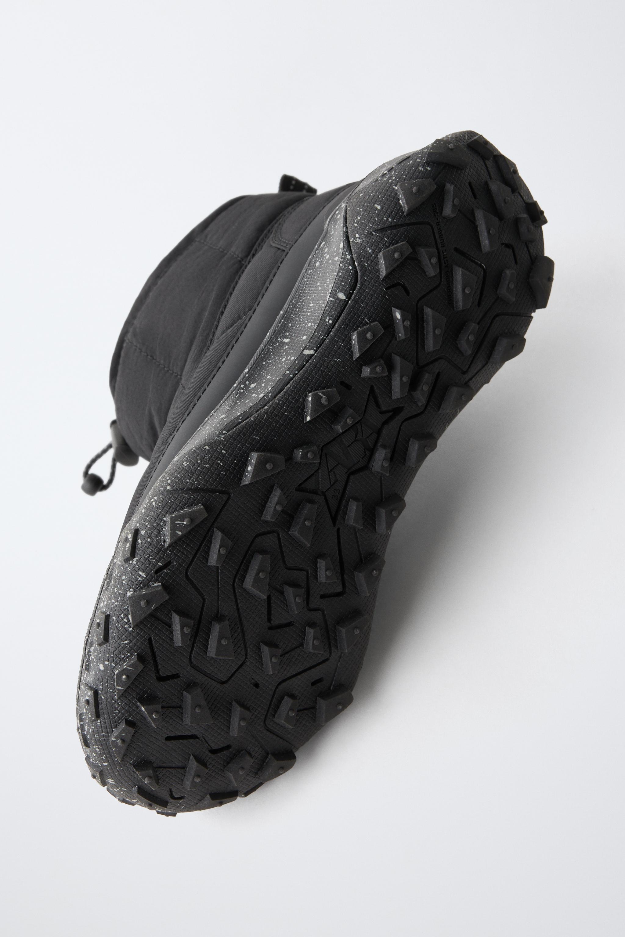 QUILTED ANKLE BOOTS