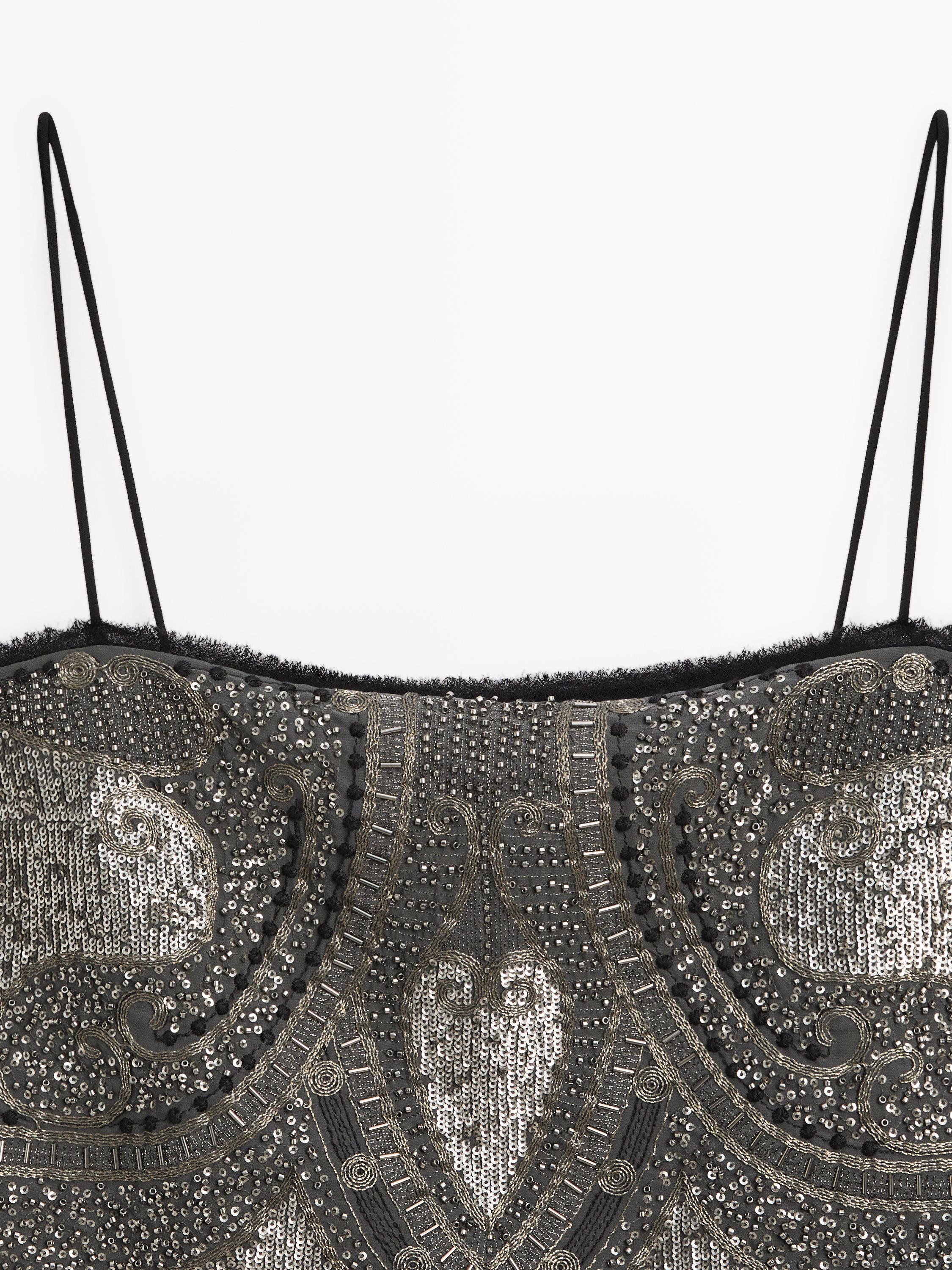 Top with embroidered details - STUDIO