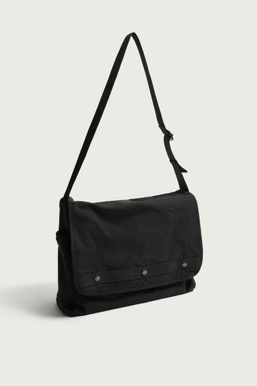 Zara NYLON FLAP MESSENGER BAG - Black