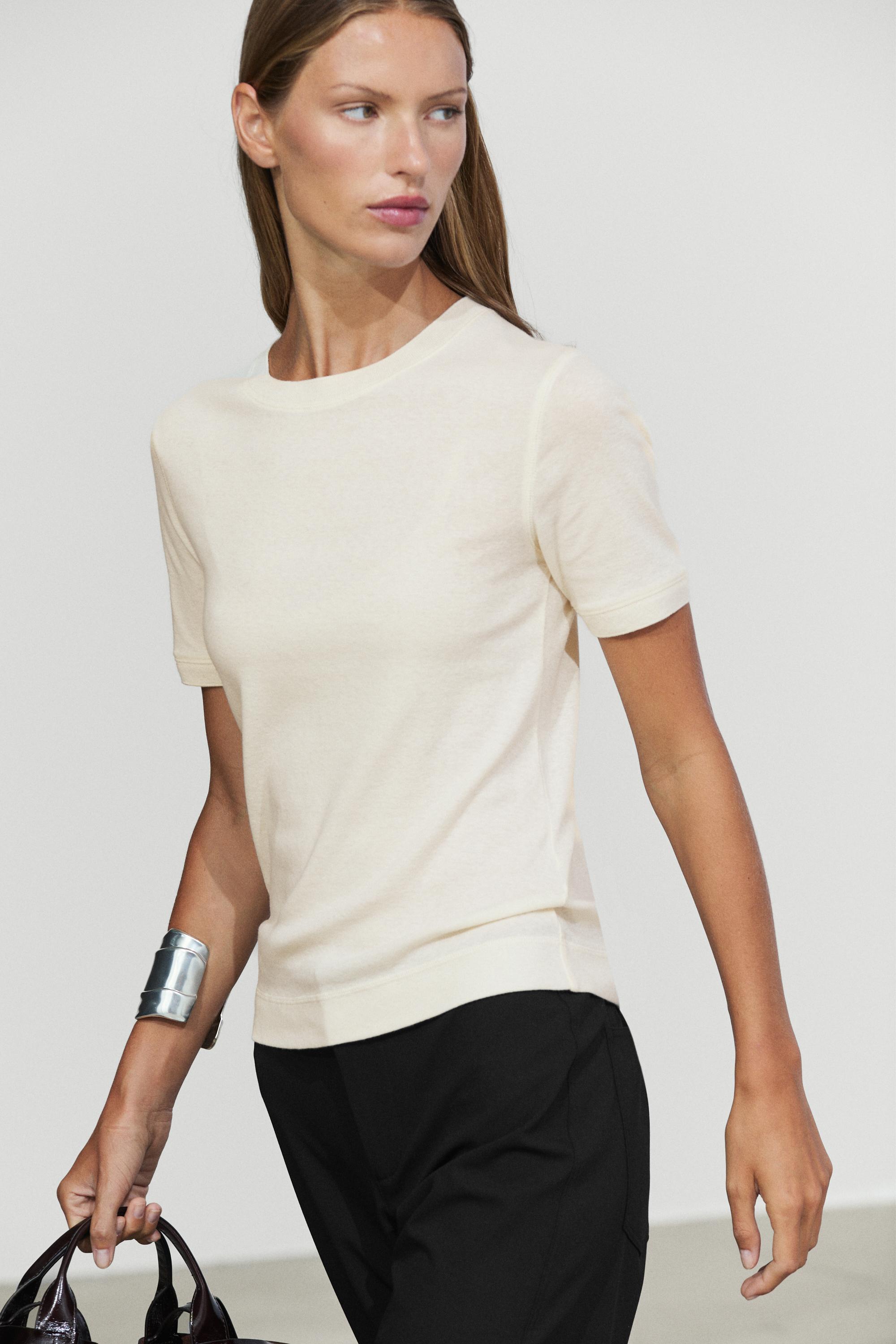 Short sleeve cotton blend T-shirt