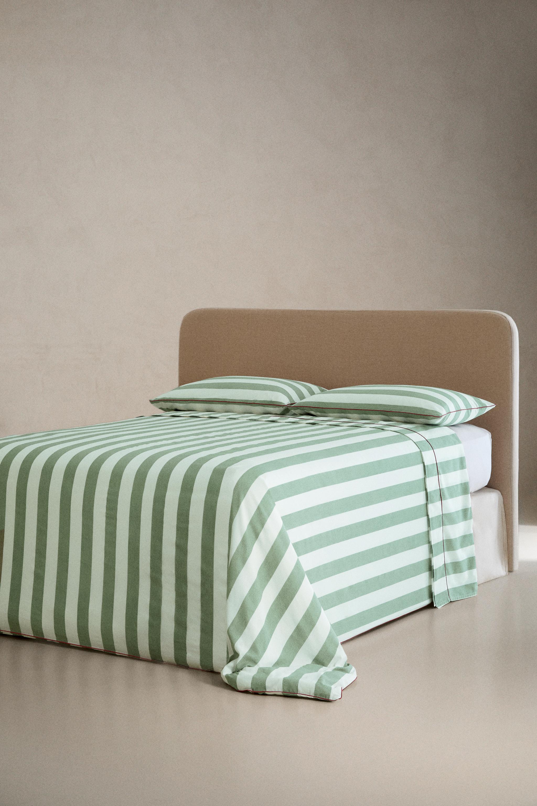 STRIPED FADED COTTON FLAT SHEET