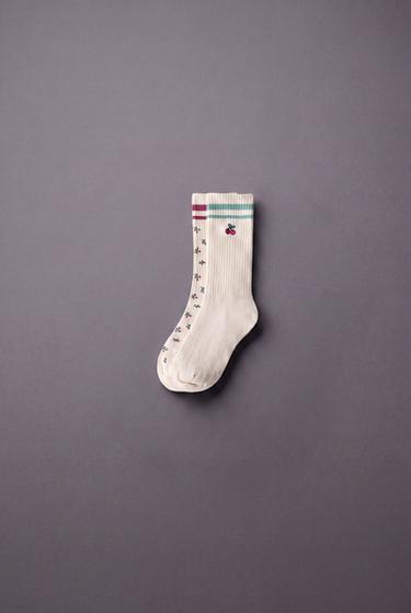 Zara TWO-PACK OF LONG FLORAL STRIPED SOCKS - Ecru
