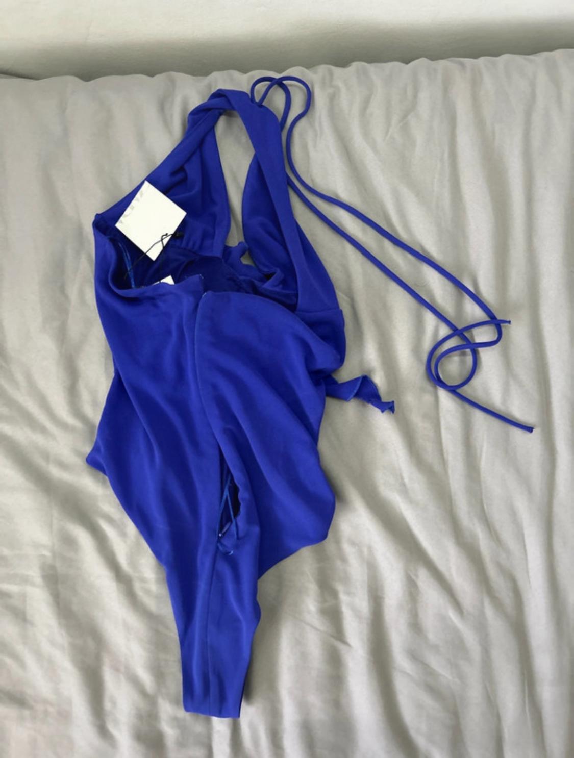 FLORAL HALTER BODYSUIT - Image 5