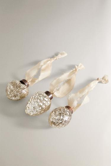 PACK DÉCORATION SAPIN BOULES FORMES NOËL (PACK DE 3) - Argent de Zara - Image 1