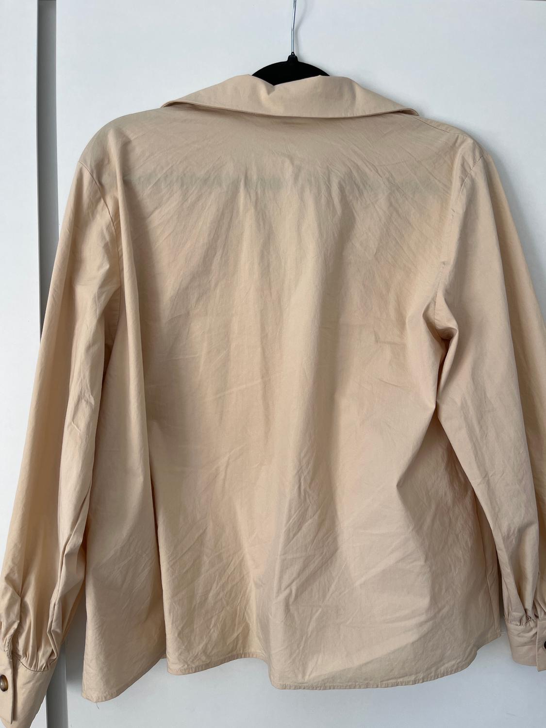 POPLIN SHIRT WITH TAB ON THE NECKLINE - Image 3