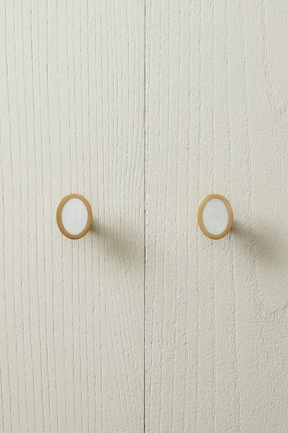 LOT DE 2 BOUTONS MEUBLE EN NACRE OVALES - Beige clair de Zara - Image 7