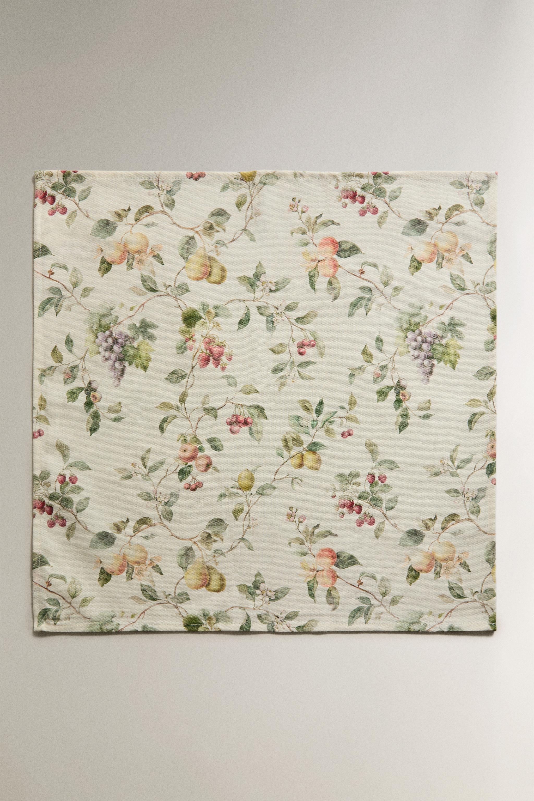 BOTANICAL PRINT NAPKINS (PACK OF 2) — Greens