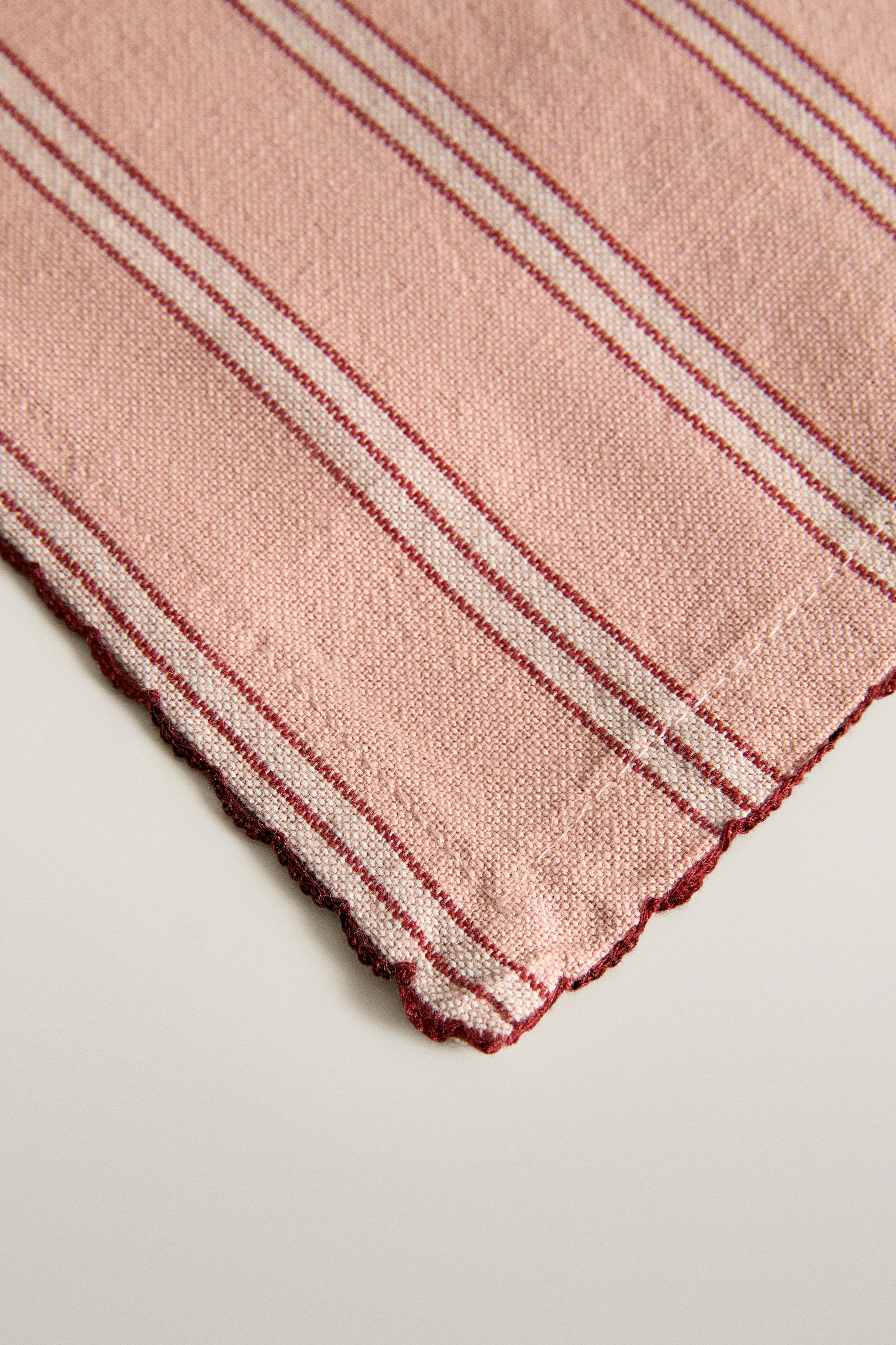 STRIPED COTTON NAPKINS WITH SCALLOPED EDGE (PACK OF 2)